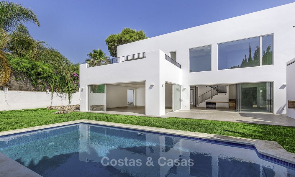 Villa de luxe moderne à vendre, prête à emménager, près de la plage à l’est de Marbella 17633