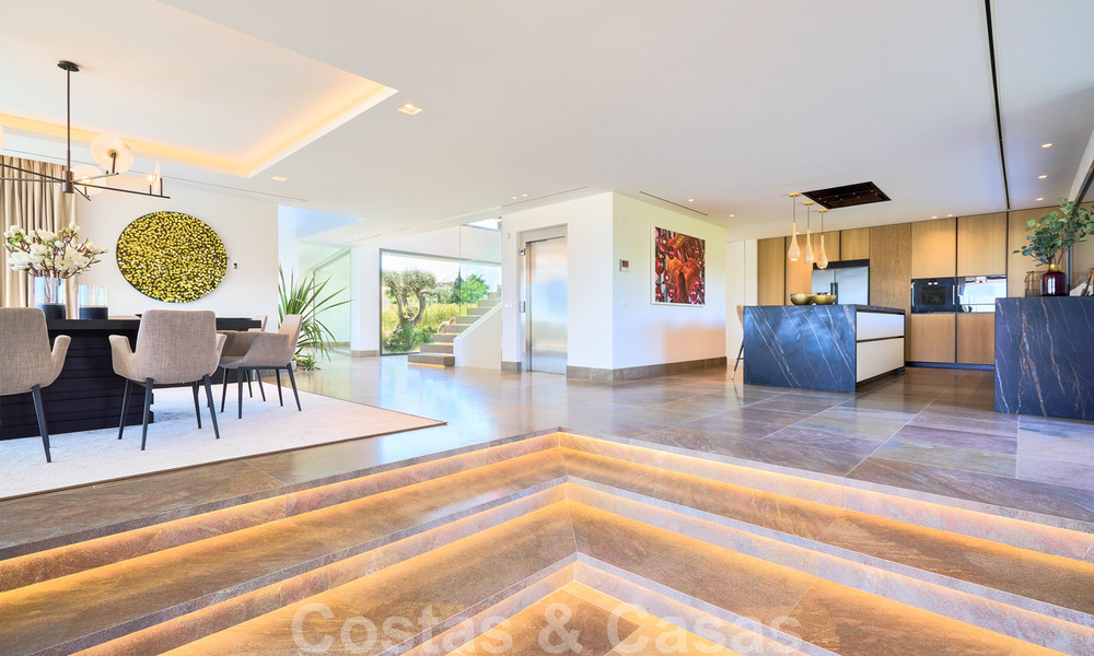 Magnifique villa contemporaine luxueuse à vendre, avec une vue imprenable sur la mer et en première position de golf - Benahavis, Marbella 36688
