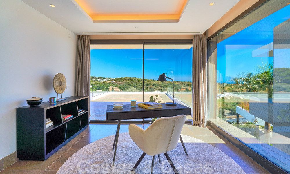Magnifique villa contemporaine luxueuse à vendre, avec une vue imprenable sur la mer et en première position de golf - Benahavis, Marbella 36707