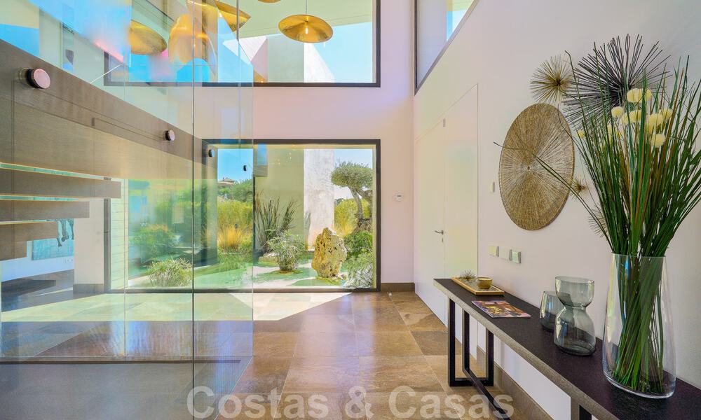 Magnifique villa contemporaine luxueuse à vendre, avec une vue imprenable sur la mer et en première position de golf - Benahavis, Marbella 36711