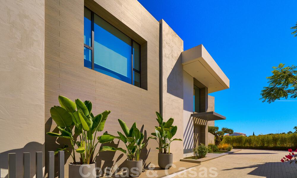 Magnifique villa contemporaine luxueuse à vendre, avec une vue imprenable sur la mer et en première position de golf - Benahavis, Marbella 36713