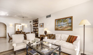 Penthouse duplex spacieux à vendre dans une urbanisation de golf de luxe, East Estepona, Marbella 18151 