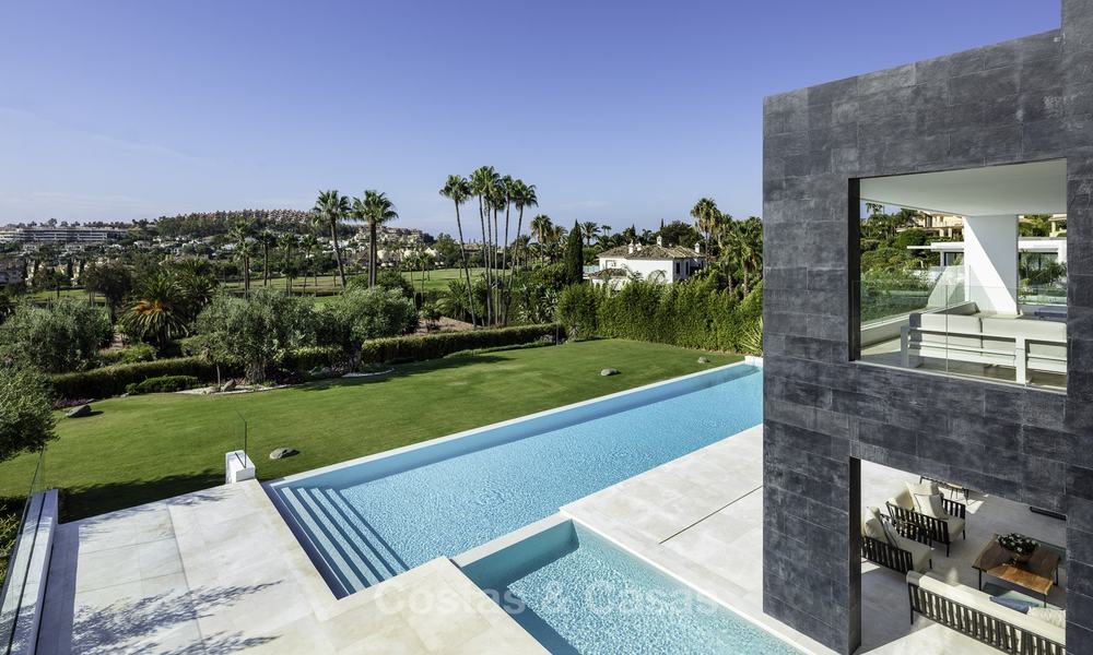 Très spacieuse villa contemporaine de luxe exceptionnelle à vendre au cœur de la Vallée du Golf de Nueva Andalucia, Marbella 18297