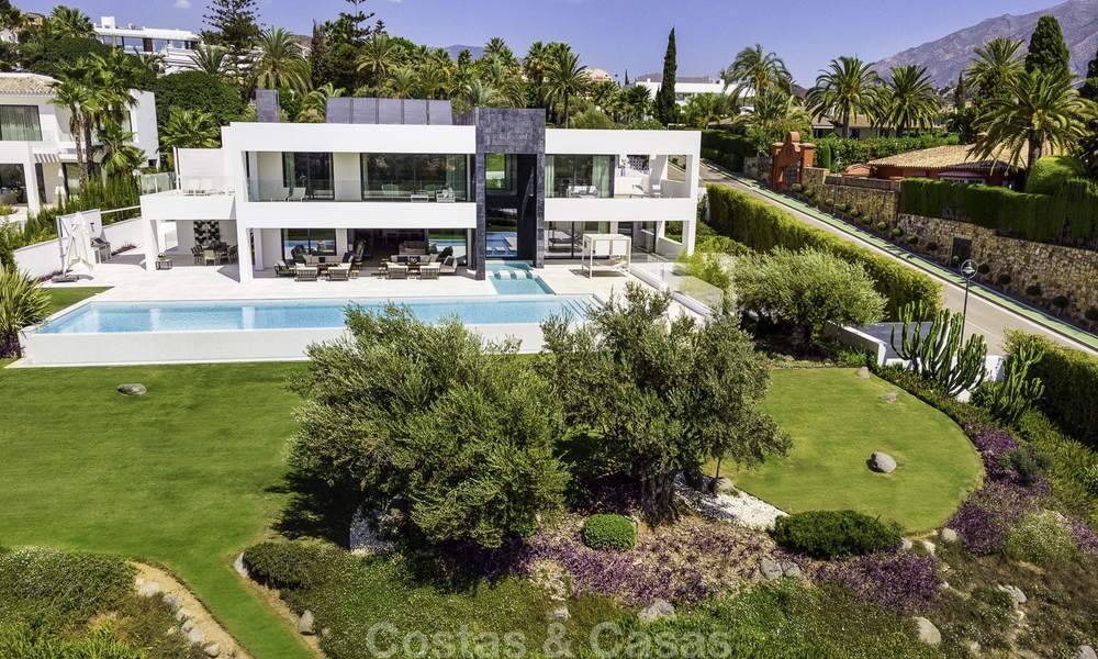 Très spacieuse villa contemporaine de luxe exceptionnelle à vendre au cœur de la Vallée du Golf de Nueva Andalucia, Marbella 18317