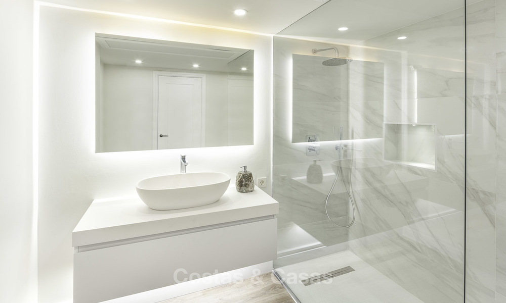 Villa de luxe méditerranéenne moderne entièrement rénovée à vendre au cœur de la vallée du golf de Nueva Andalucia, à Marbella 19215