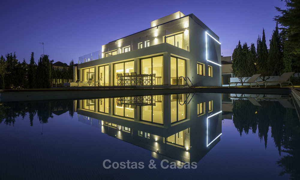 Nouvelle villa moderne de luxe à vendre, prête à emménager, Nueva Andalucia, Marbella 19283