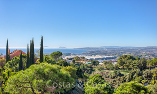 Charmante villa andalouse rénovée avec une vue imprenable sur la mer à vendre à Estepona 19446 