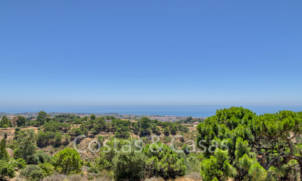 Charmante villa andalouse rénovée avec une vue imprenable sur la mer à vendre à Estepona 19449