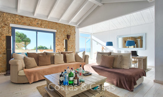 Charmante villa andalouse rénovée avec une vue imprenable sur la mer à vendre à Estepona 19477 