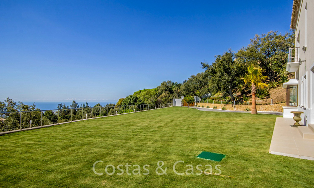 Exquise villa de luxe avec vue imprenable sur la mer et la montagne à vendre dans le domaine très exclusif de La Zagaleta, Marbella 19432