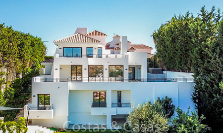 Villa andalouse entièrement rénovée et redécorée à vendre dans les collines de Nueva Andalucia, Marbella 33671