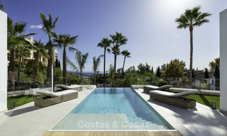 Nouvelle villa moderne de luxe sur une position élevée dans un excellent complexe de golf à vendre, Benahavis, Marbella 19549 