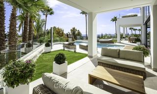 Nouvelle villa moderne de luxe sur une position élevée dans un excellent complexe de golf à vendre, Benahavis, Marbella 19555 