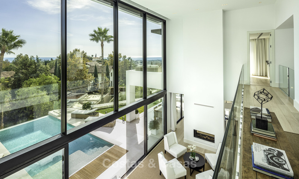 Nouvelle villa moderne de luxe sur une position élevée dans un excellent complexe de golf à vendre, Benahavis, Marbella 19556