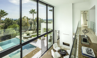 Nouvelle villa moderne de luxe sur une position élevée dans un excellent complexe de golf à vendre, Benahavis, Marbella 19556 