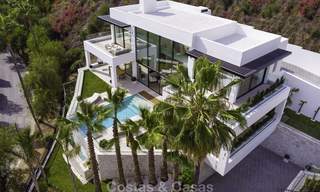 Nouvelle villa moderne de luxe sur une position élevée dans un excellent complexe de golf à vendre, Benahavis, Marbella 19558 