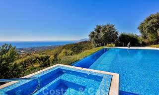Chef-d'œuvre, villa de luxe sur un terrain énorme et avec une vue panoramique à 360º à vendre, East Marbella 19809 