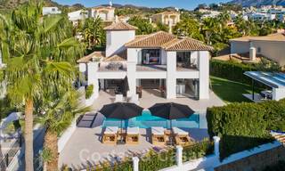 Villa classique de haute qualité, entièrement modernisée, dans la vallée du golf de Nueva Andalucía, Marbella 19830 