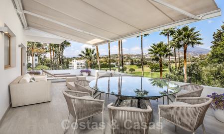 Appartement de luxe très élégant, entièrement rénové, à vendre sur un éminent terrain de golf, Nueva Andalucia, Marbella 20038