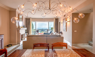 Appartement penthouse immaculé avec vue panoramique sur la mer et la montagne à vendre à Benahavis - Marbella 20229 