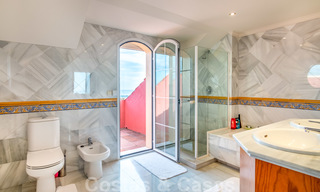 Appartement penthouse immaculé avec vue panoramique sur la mer et la montagne à vendre à Benahavis - Marbella 20246 