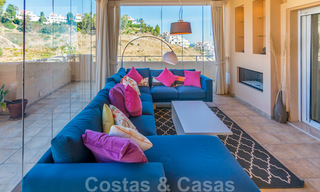 Magnifique penthouse avec une immense terrasse et une vue imprenable sur la mer à vendre à Nueva Andalucia 20344 