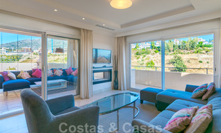 Magnifique penthouse avec une immense terrasse et une vue imprenable sur la mer à vendre à Nueva Andalucia 20355 