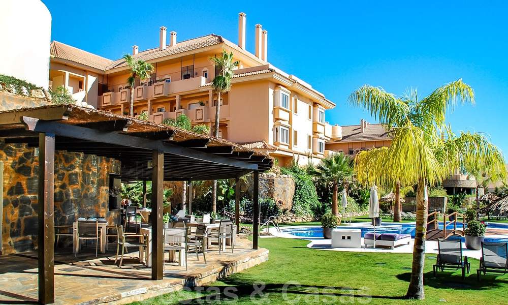 Magnifique penthouse avec une immense terrasse et une vue imprenable sur la mer à vendre à Nueva Andalucia 20388