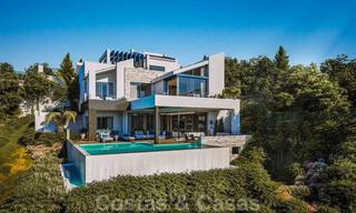 Fantastiques villas à bâtir avec permis de construire et vue panoramique sur la mer à vendre à Marbella Est 36447 