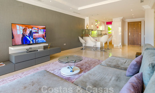 Appartement attrayant entièrement rénové dans un prestigieux complexe à vendre, Nueva Andalucia, Marbella 20647 