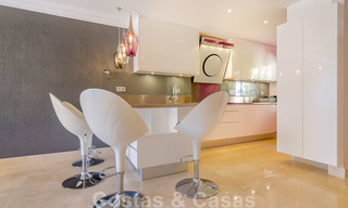 Appartement attrayant entièrement rénové dans un prestigieux complexe à vendre, Nueva Andalucia, Marbella 20649 