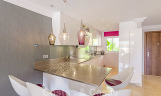 Appartement attrayant entièrement rénové dans un prestigieux complexe à vendre, Nueva Andalucia, Marbella 20650 