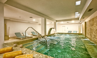 Appartement attrayant entièrement rénové dans un prestigieux complexe à vendre, Nueva Andalucia, Marbella 20670 