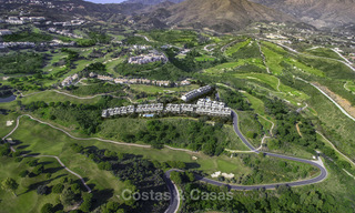 Terrain à bâtir attrayant, orienté au sud, avec une vue spectaculaire, à vendre dans un complexe de golf de classe mondiale, Mijas, Costa del Sol 20704 