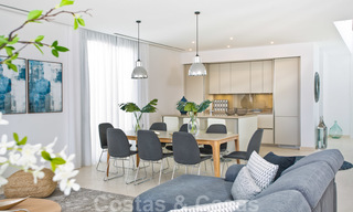 Villas jumelées modernes neuves avec vue imprenable sur la mer à vendre, East Marbella 20585 
