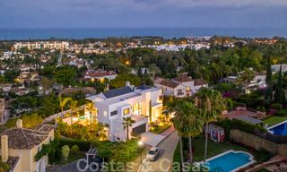VENDU. illa contemporaine, super luxueuse avec vue sur la mer et la montagne à vendre, dans le triangle d'or de Benahavis, Estepona, Marbella 25434 