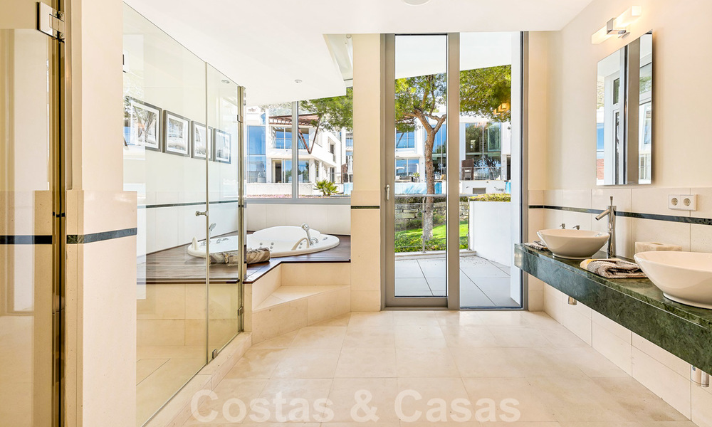 Vente de maisons de ville de luxe exceptionnelles avec vue sur la mer, dans un complexe exclusif de la Sierra Blanca, Marbella 20846