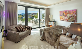 Villa de luxe élégante et contemporaine avec vue mer à vendre dans la région recherchée de Nueva Andalucia, Marbella 20887 