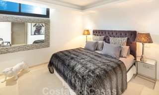 Villa de luxe élégante et contemporaine avec vue mer à vendre dans la région recherchée de Nueva Andalucia, Marbella 20901 