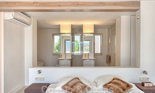 Charmante villa de luxe entièrement rénovée avec vue sur la mer et la montagne à vendre, Nueva Andalucia, Marbella 20915 