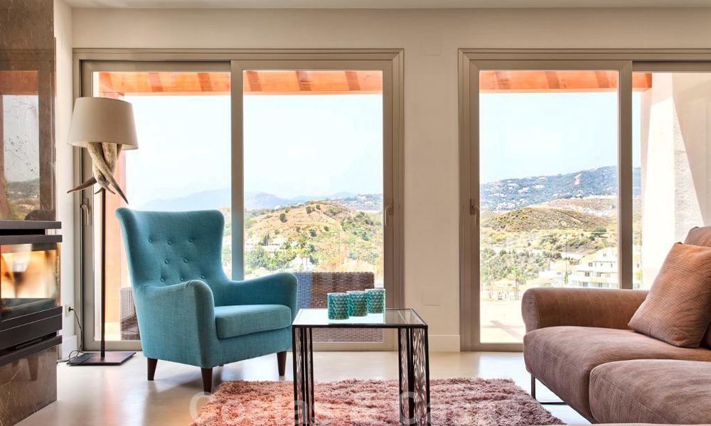 Charmante villa de luxe entièrement rénovée avec vue sur la mer et la montagne à vendre, Nueva Andalucia, Marbella 20926