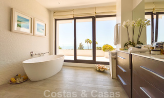 Villa moderne de luxe avec vue panoramique sur la mer à vendre dans le prestigieux Golden Mile de Marbella 20964 