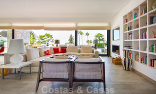 Villa moderne de luxe avec vue panoramique sur la mer à vendre dans le prestigieux Golden Mile de Marbella 20989 
