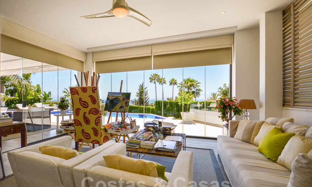 Villa moderne de luxe avec vue panoramique sur la mer à vendre dans le prestigieux Golden Mile de Marbella 21001