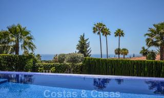 Villa moderne de luxe avec vue panoramique sur la mer à vendre dans le prestigieux Golden Mile de Marbella 21003 