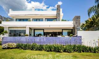 Villa moderne de luxe avec vue panoramique sur la mer à vendre dans le prestigieux Golden Mile de Marbella 21007 