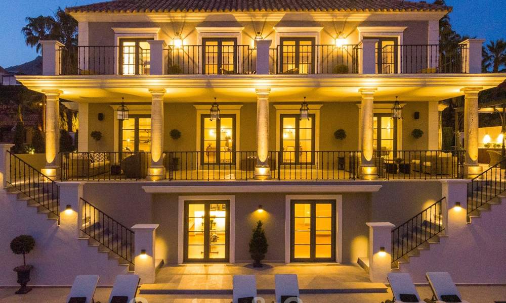 Magnifique villa classique entièrement rénovée avec vue panoramique sur mer à vendre, Sierra Blanca, Marbella 21039