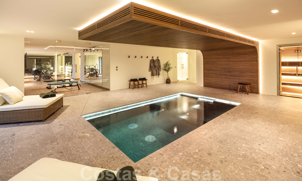 Magnifique villa classique entièrement rénovée avec vue panoramique sur mer à vendre, Sierra Blanca, Marbella 21042