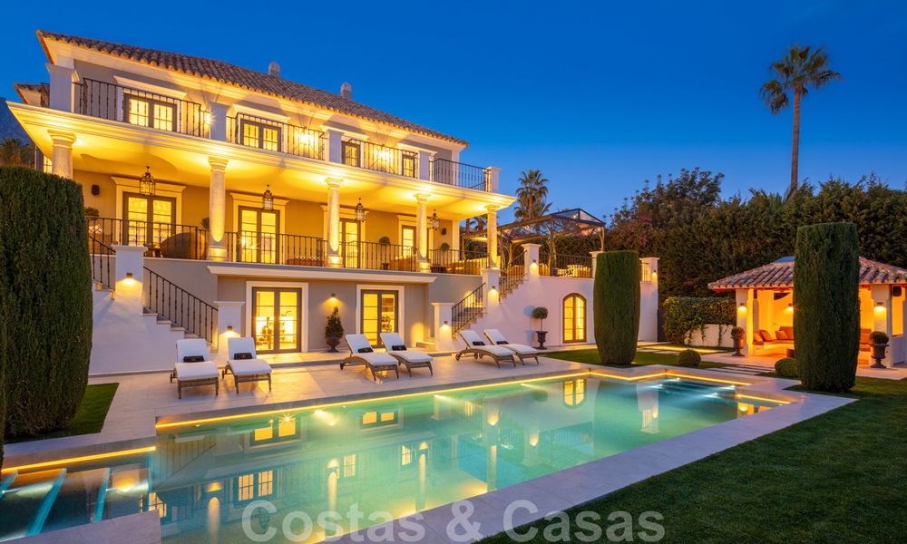 Magnifique villa classique entièrement rénovée avec vue panoramique sur mer à vendre, Sierra Blanca, Marbella 21045
