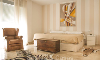 A vendre : villa moderne de construction récente avec vue panoramique, dans une urbanisation recherchée à Benahavis, Marbella 21288 